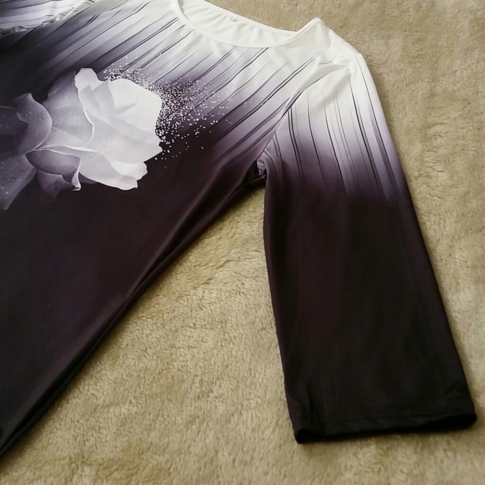 Rose blouse - Picture 3 of 6